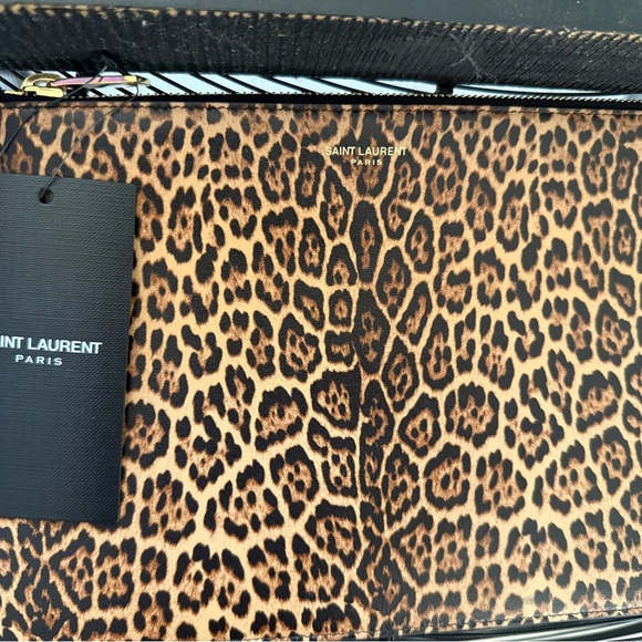 Saint Laurent Leopard Print Women's Pouch/Clutch - Picture 1 of 6